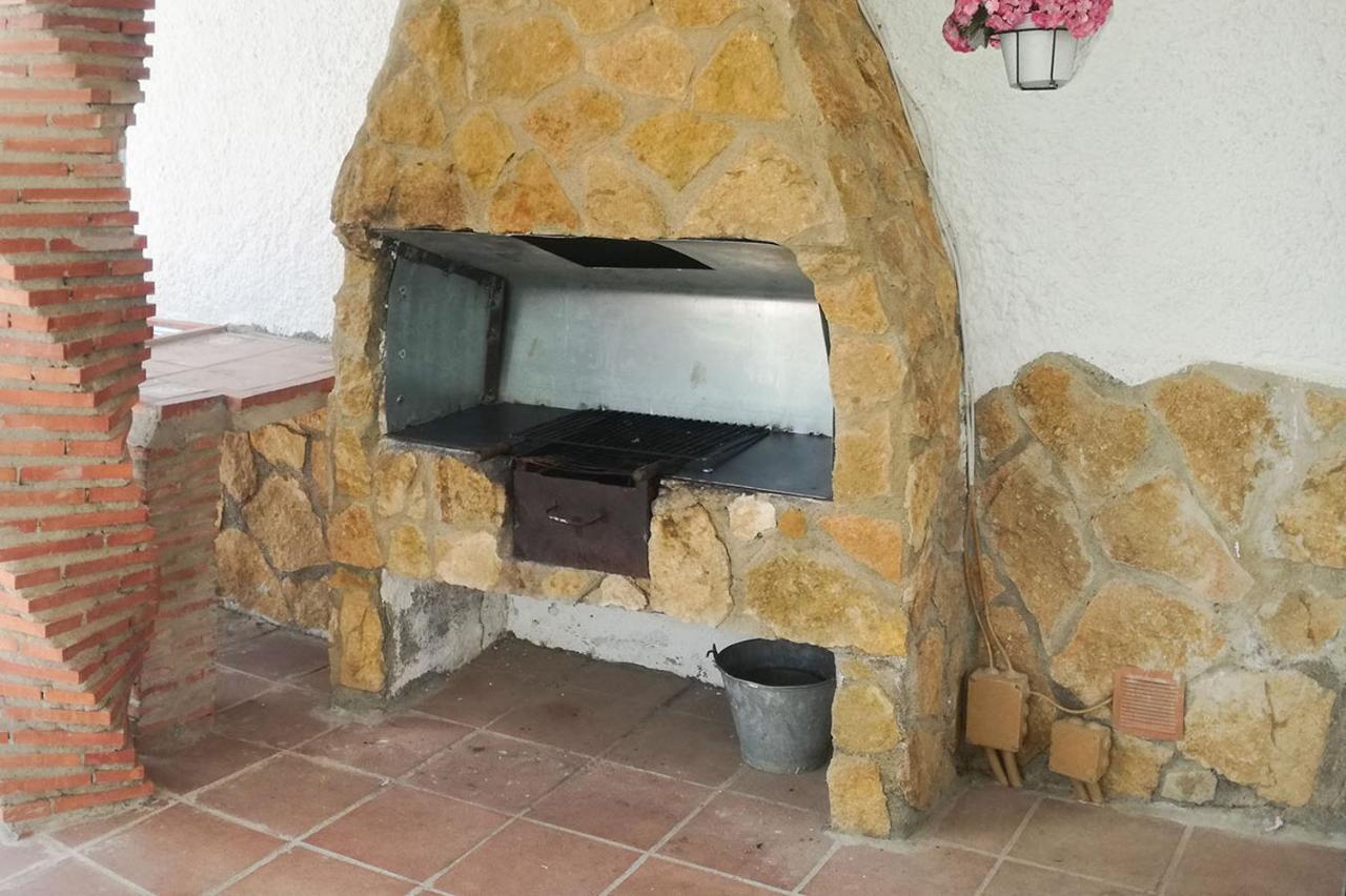 Villa Capricho De Luna Caparacena Eksteriør billede