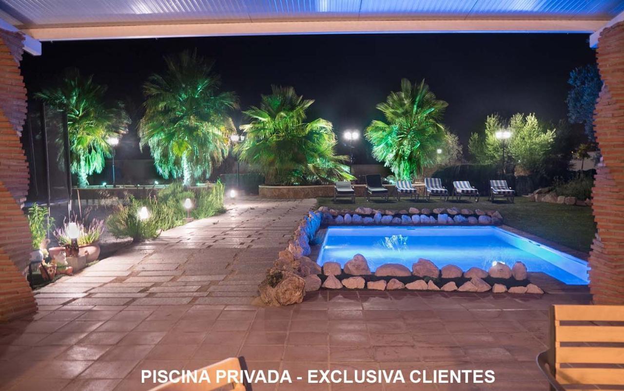 Villa Capricho De Luna Caparacena Eksteriør billede